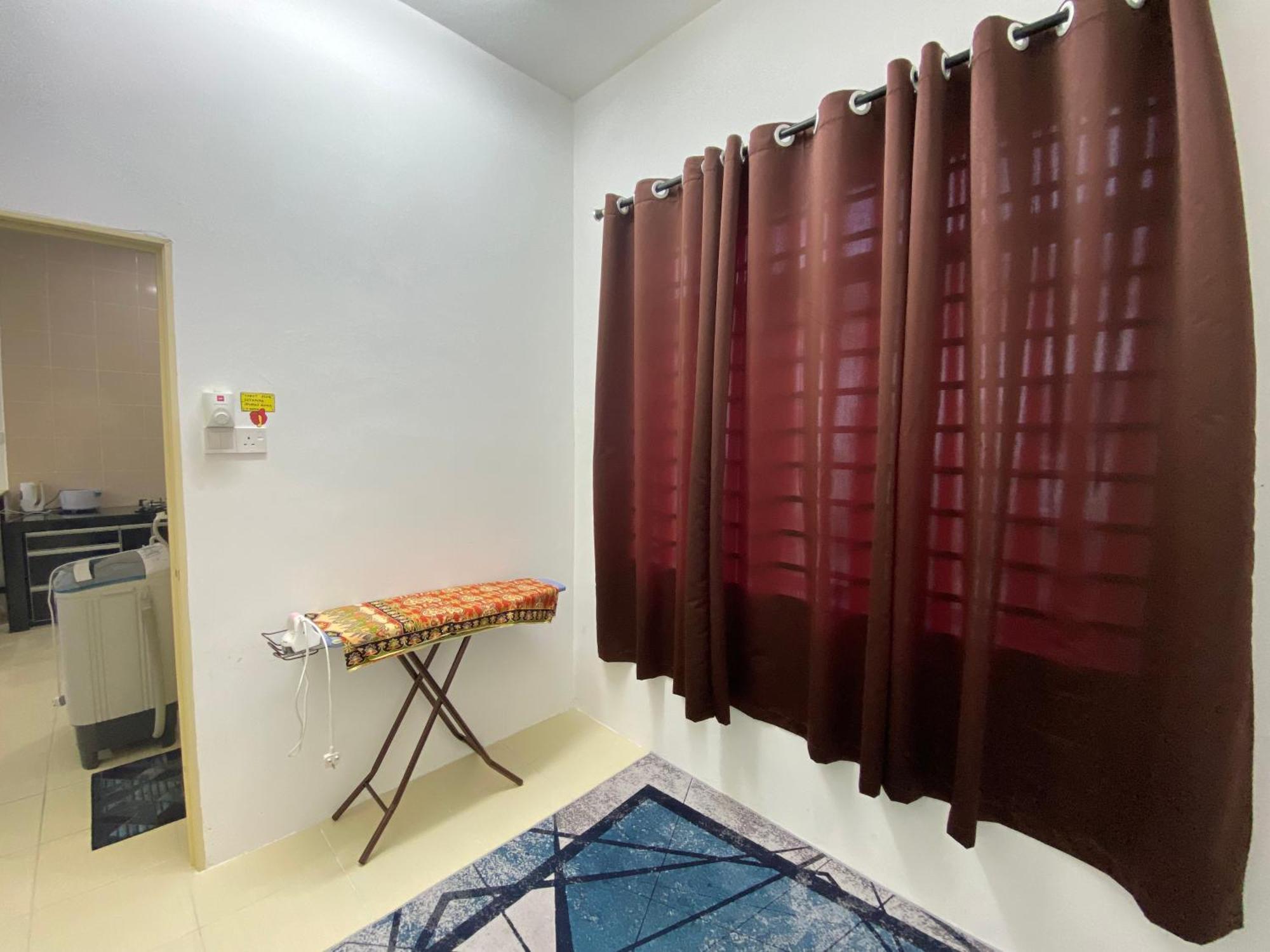 Homestay Cikgu Ahmed Batu Kikir Extérieur photo